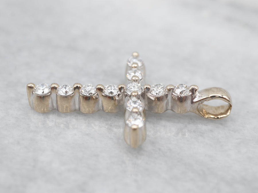 Twinkling White Gold Diamond Cross Pendant
