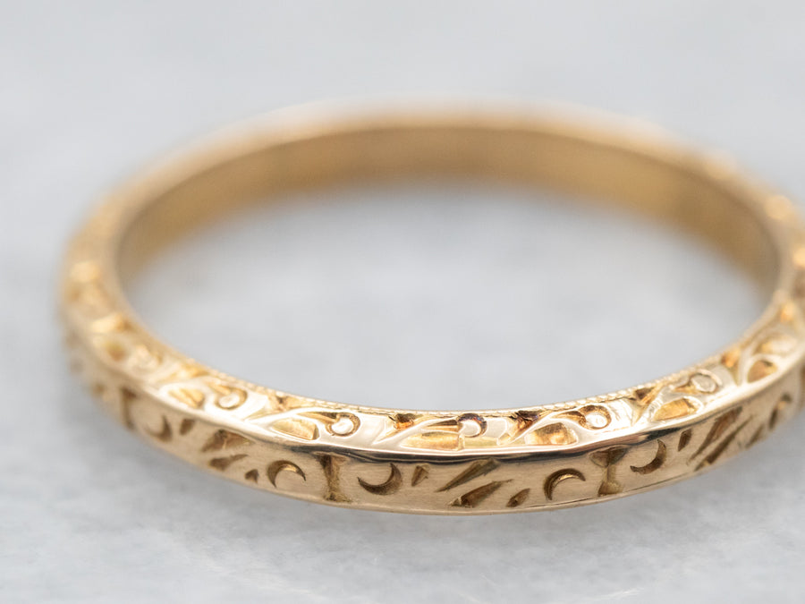 Scrolling Gold Patterned Band
