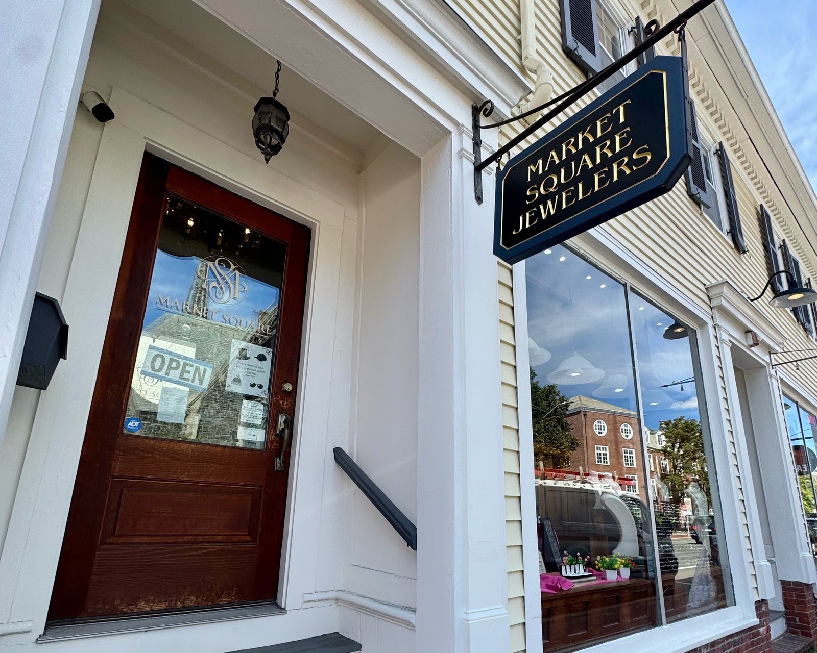 Market Square Jewelers in Cambridge Celebrates 8 Years in Harvard Square
