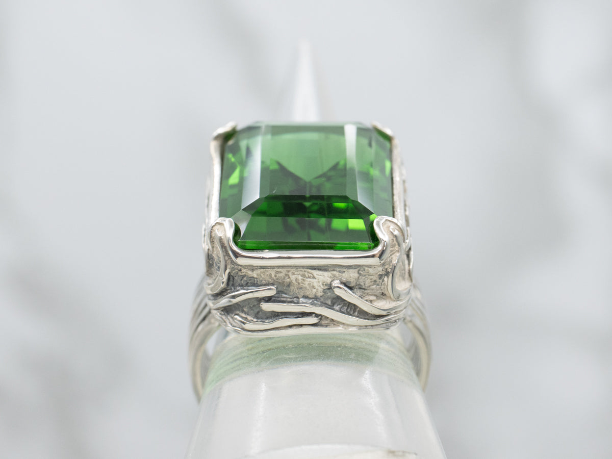 Sterling Silver Chrome Diopside Ring with Line Pattern Shank