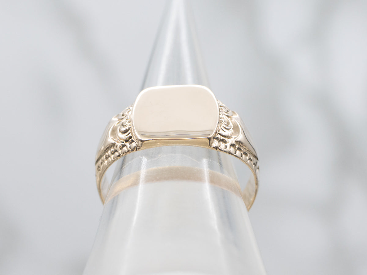 Antique Gold Etched Scrolling Signet Ring