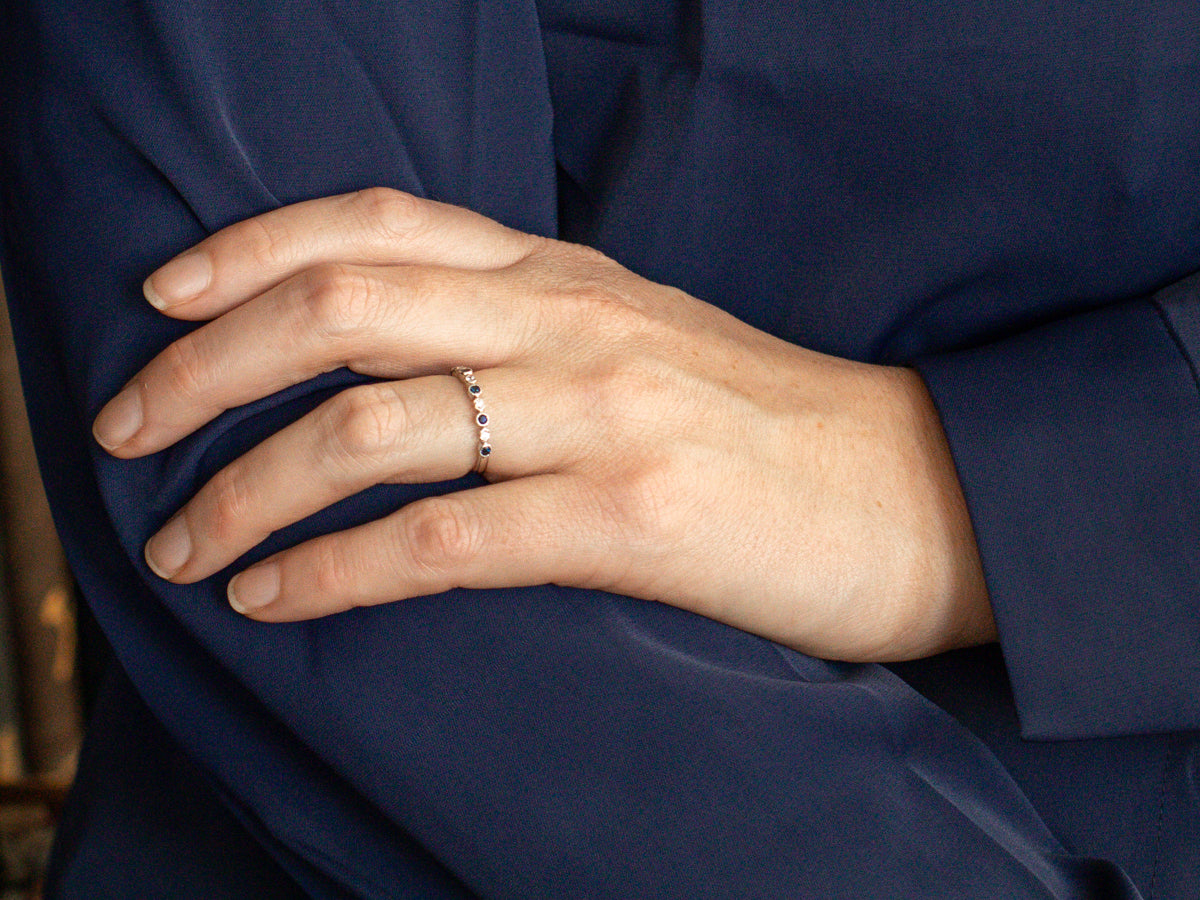 Modern Sapphire Diamond and Gold Band