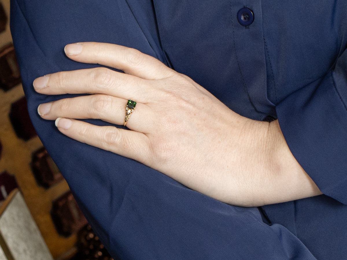 Floral Yellow Gold Green Tourmaline Solitaire Ring