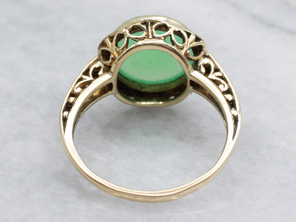 Antique Gold Chrysoprase Cabochon Filigree Ring