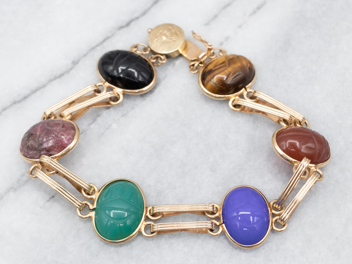Pulsera de escarabajo de múltiples piedras de oro amarillo de mediados de siglo