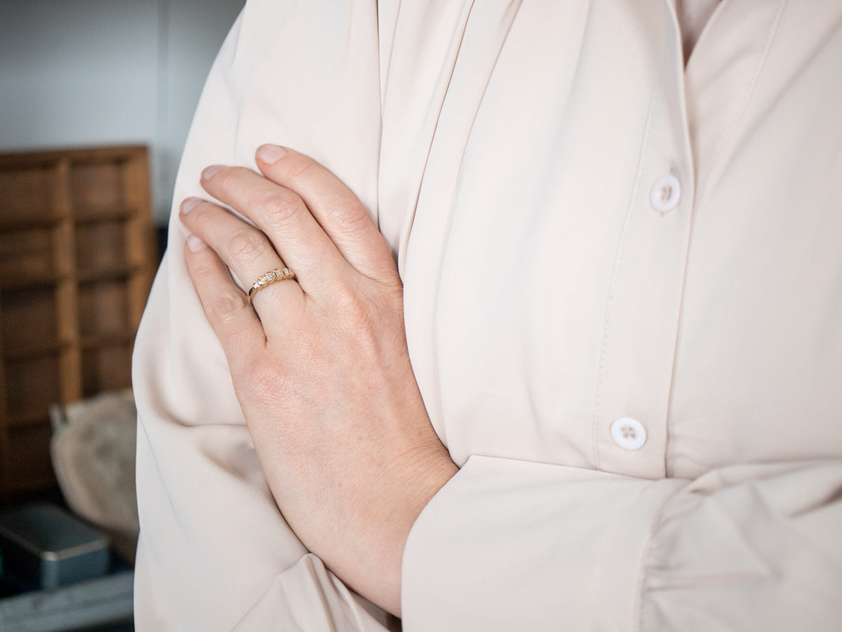 Lovely Princess Cut Diamond Scalloped Wedding Band