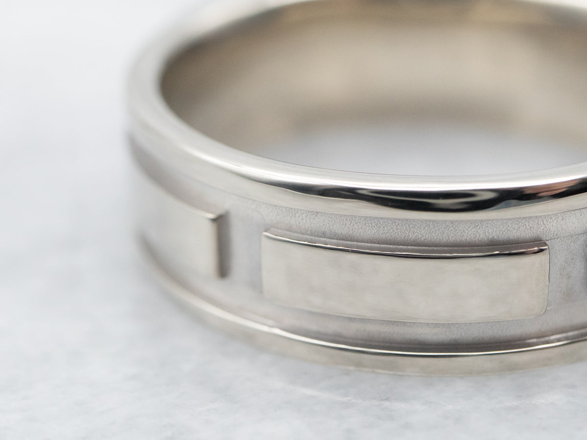 White Gold Elongated Bar Pattern Wedding Band