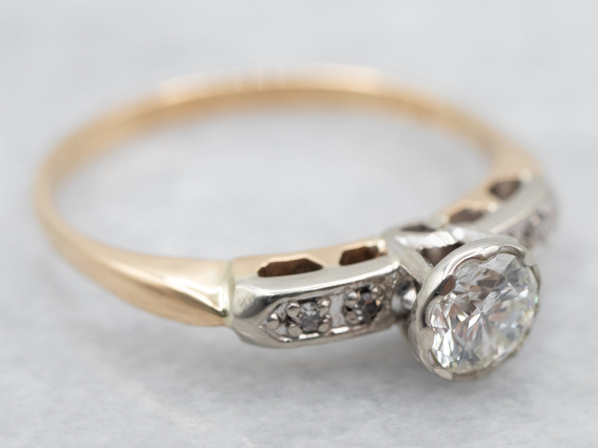 Anillo de compromiso de diamantes con engaste de bisel Retro Era