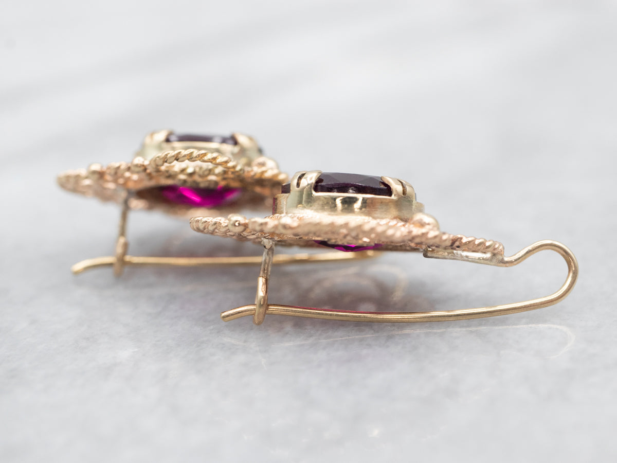 Pendientes colgantes de filigrana de granate piropo dorado adornado