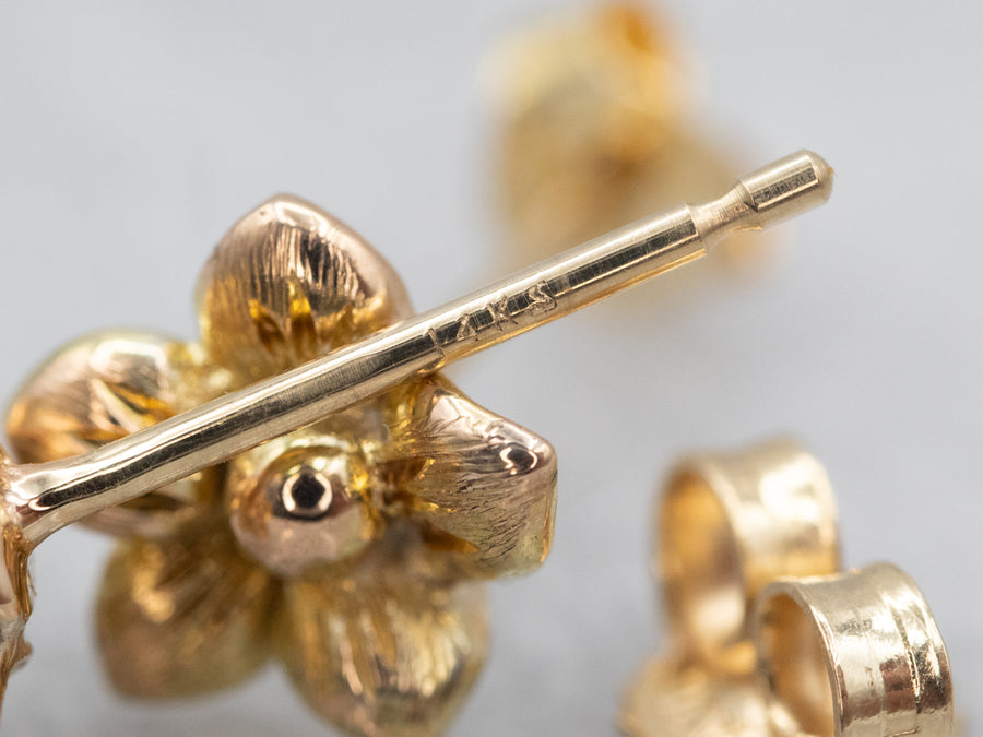 Sweet Gold Flower Stud Earrings