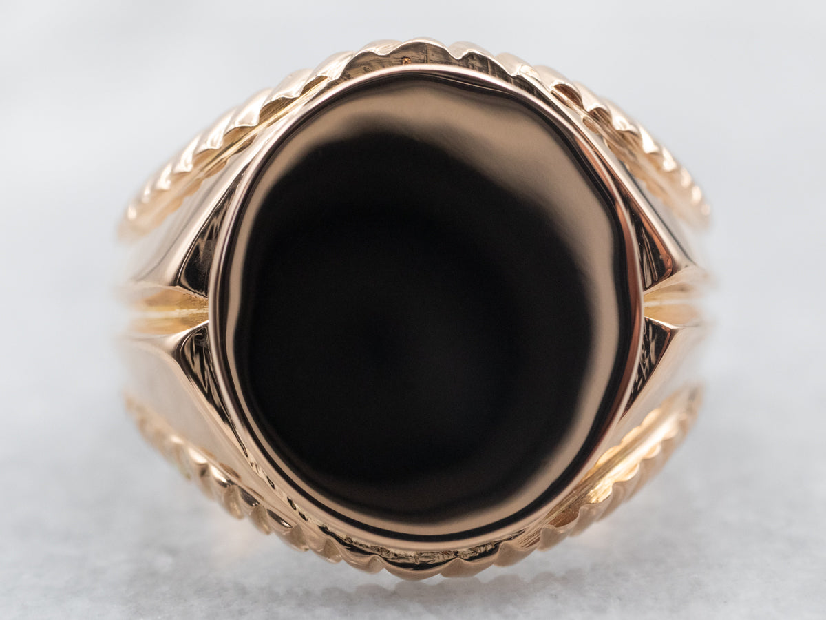 Unisex Ribbed Gold Signet Ring