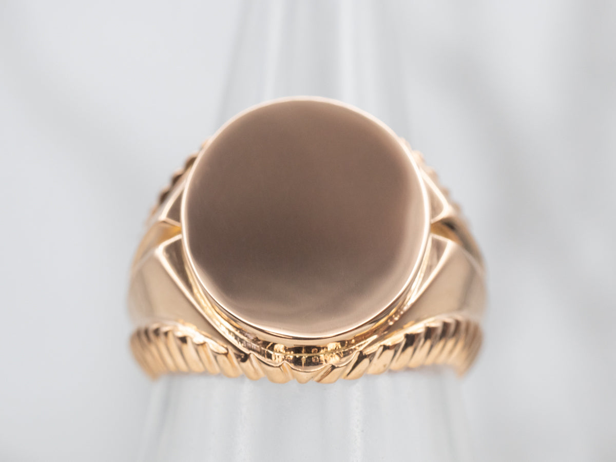 Unisex Ribbed Gold Signet Ring