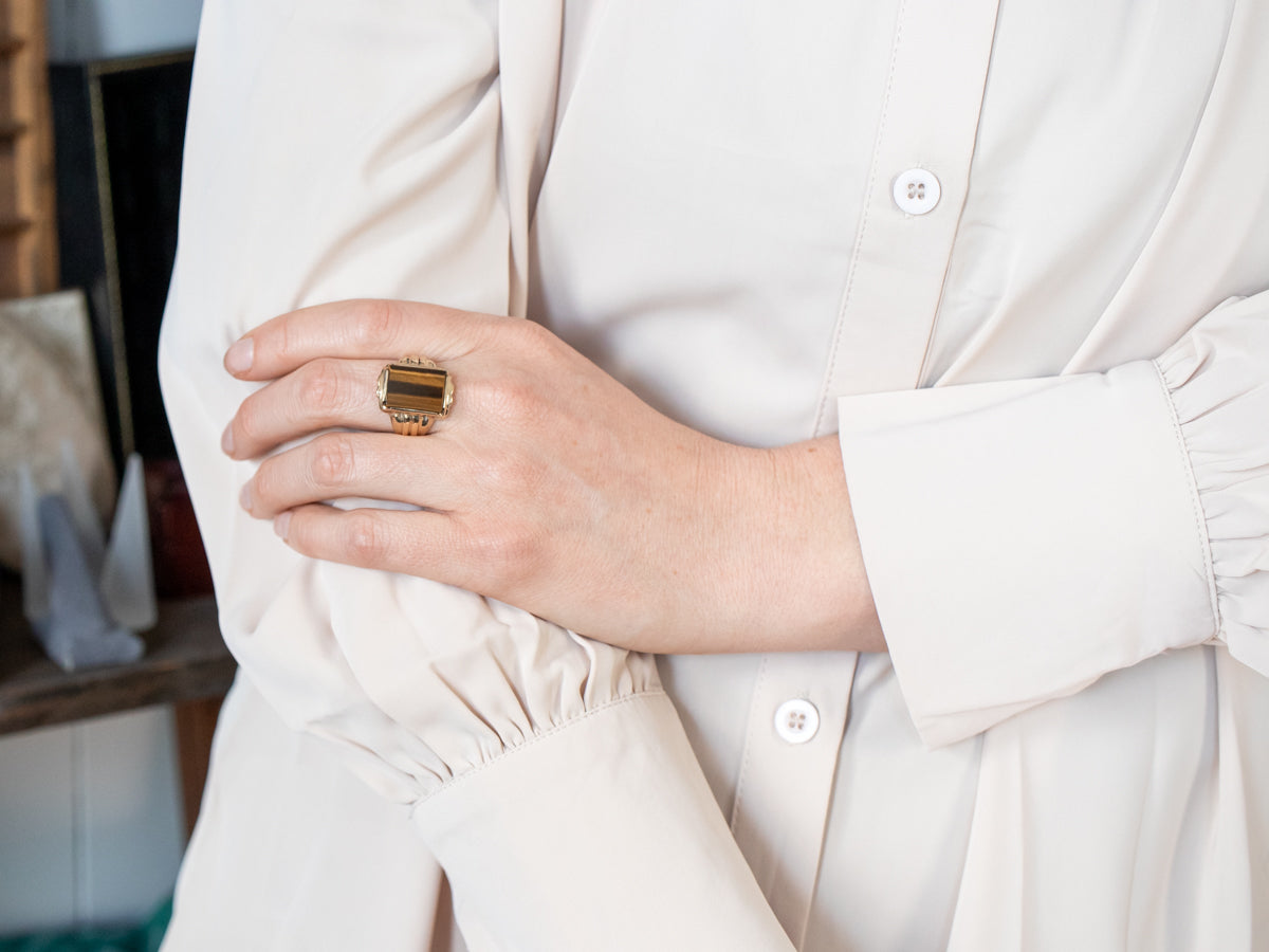 Simple Gold Tiger's Eye Cocktail Ring