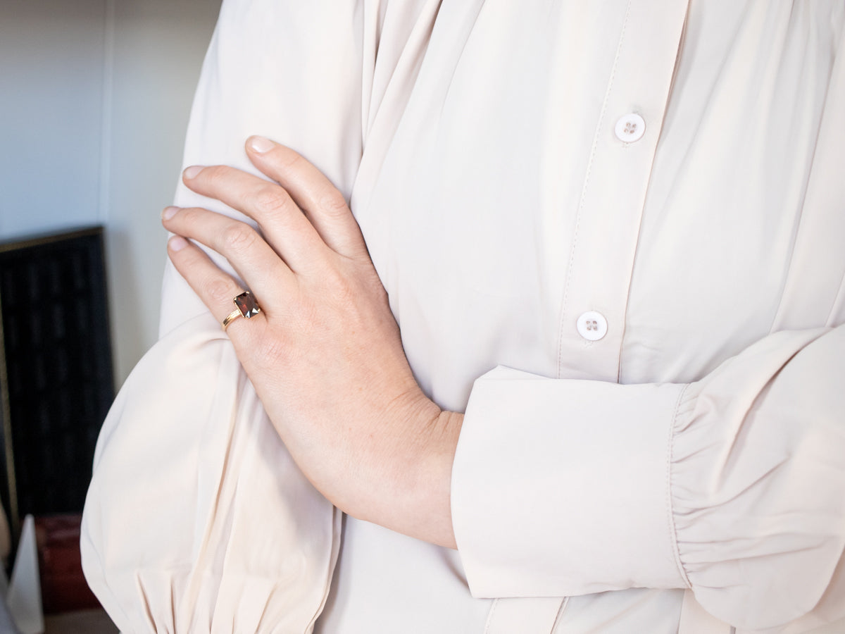 Vintage Garnet Solitaire Ring in Yellow Gold