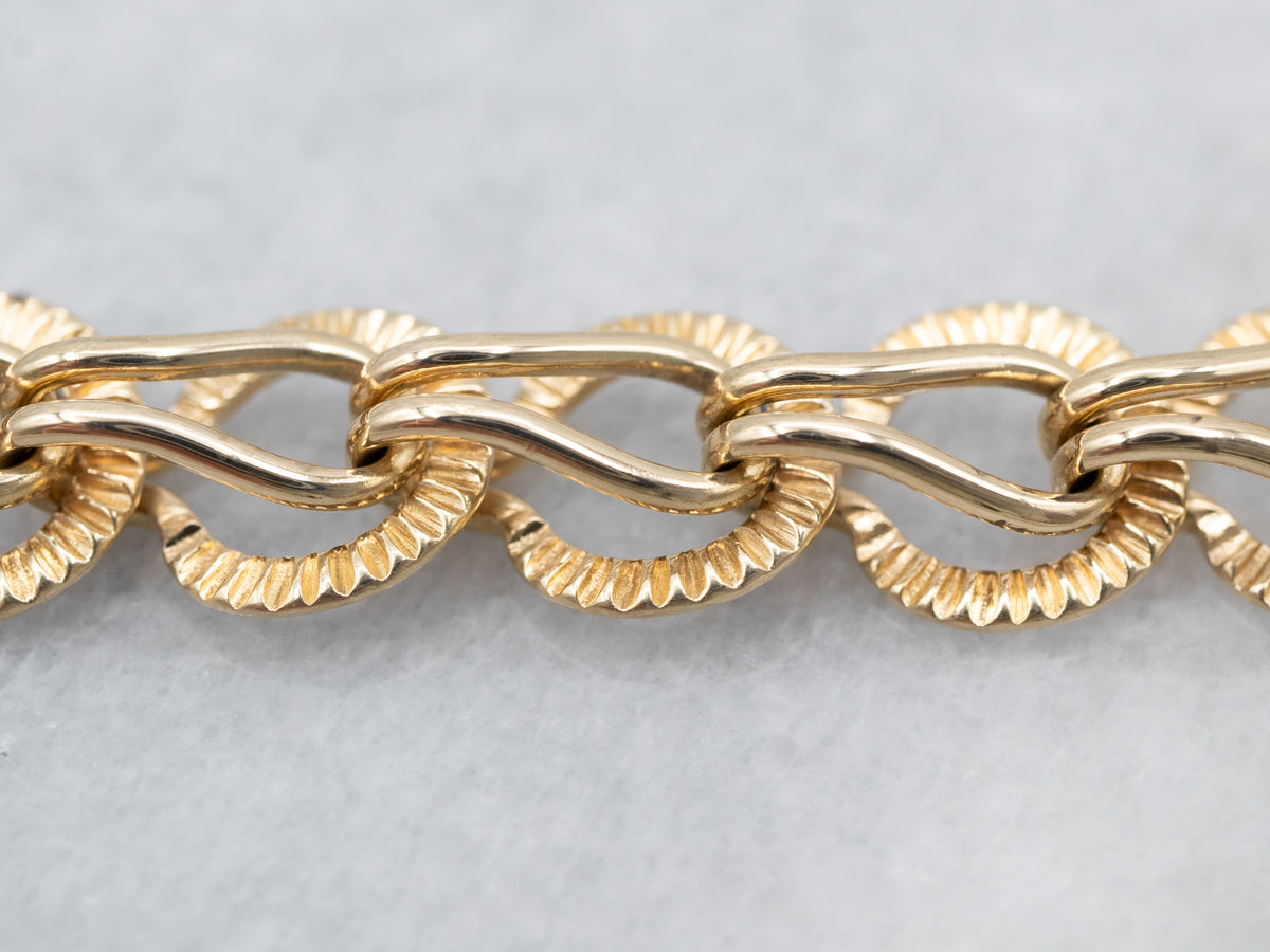 Pretty Yellow Gold Textured Hook Chain Bracelet