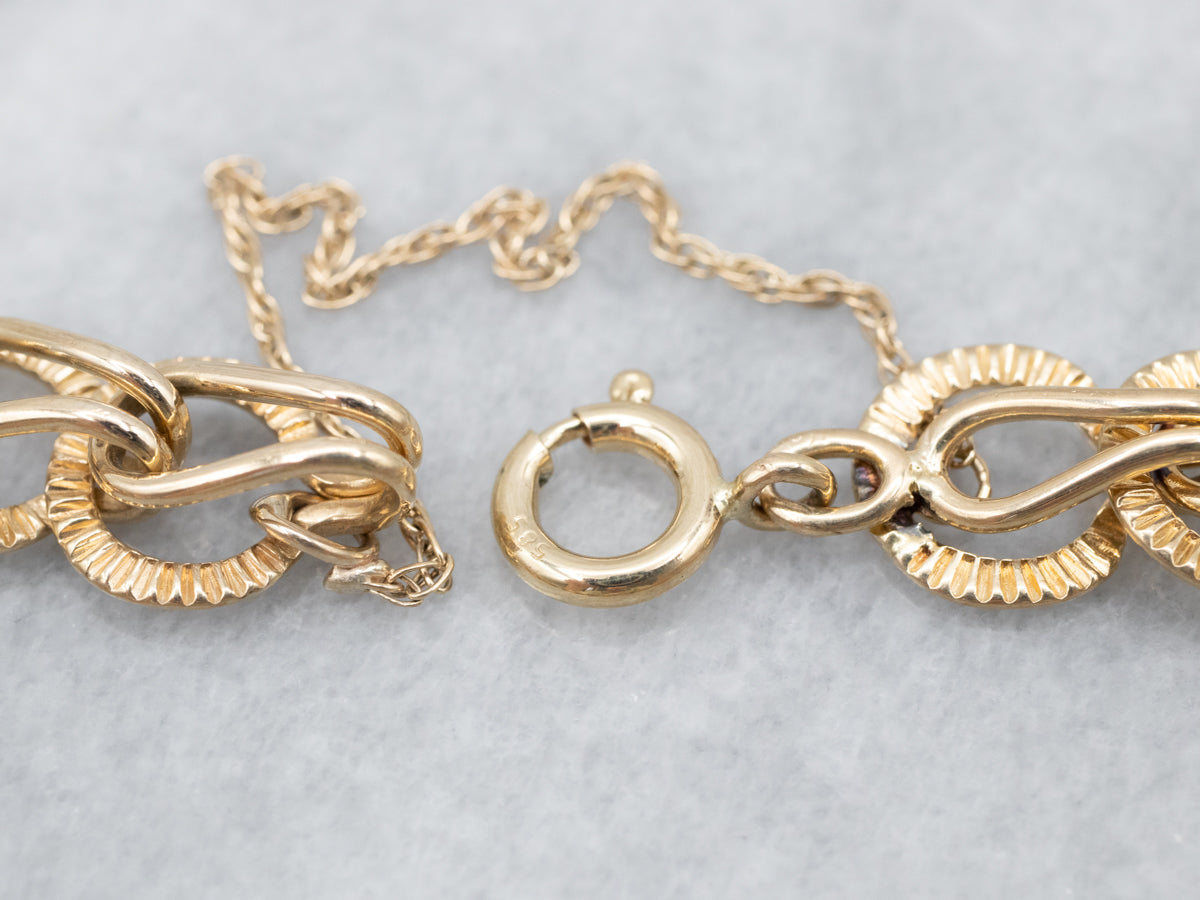 Pretty Yellow Gold Textured Hook Chain Bracelet