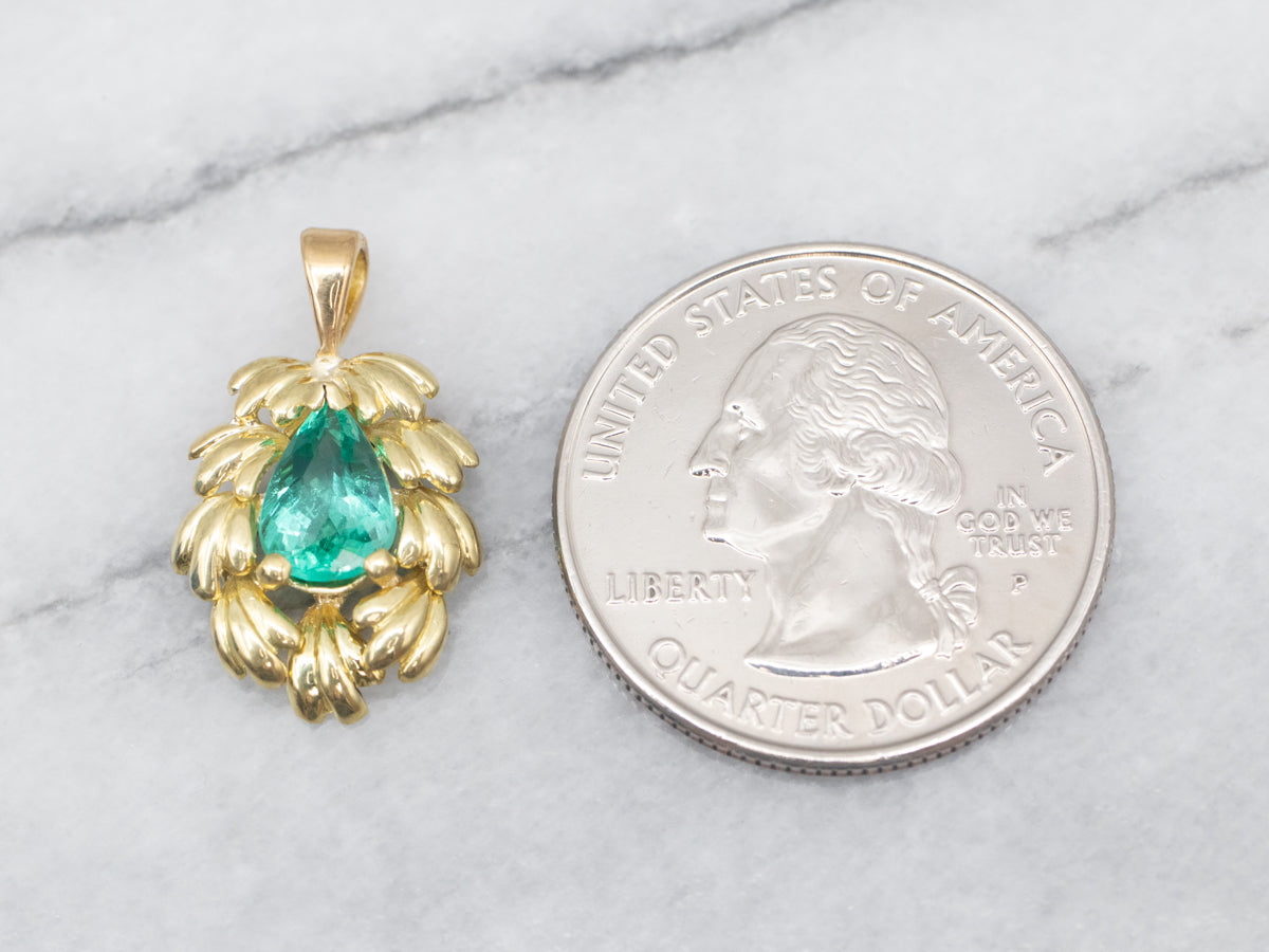 Gorgeous 18K Gold Emerald Solitaire Pendant
