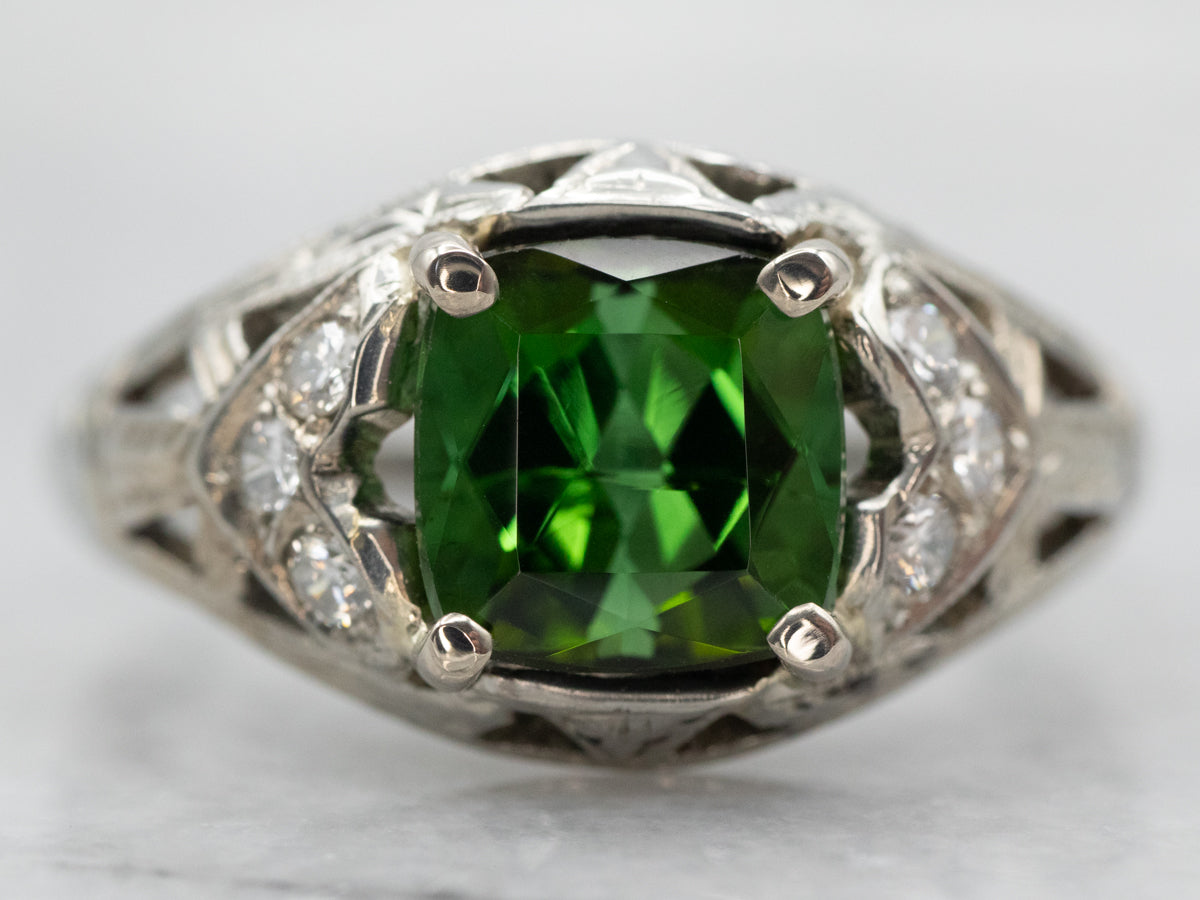 Luxurious White Gold Green Tourmaline Ring with Diamond Accents