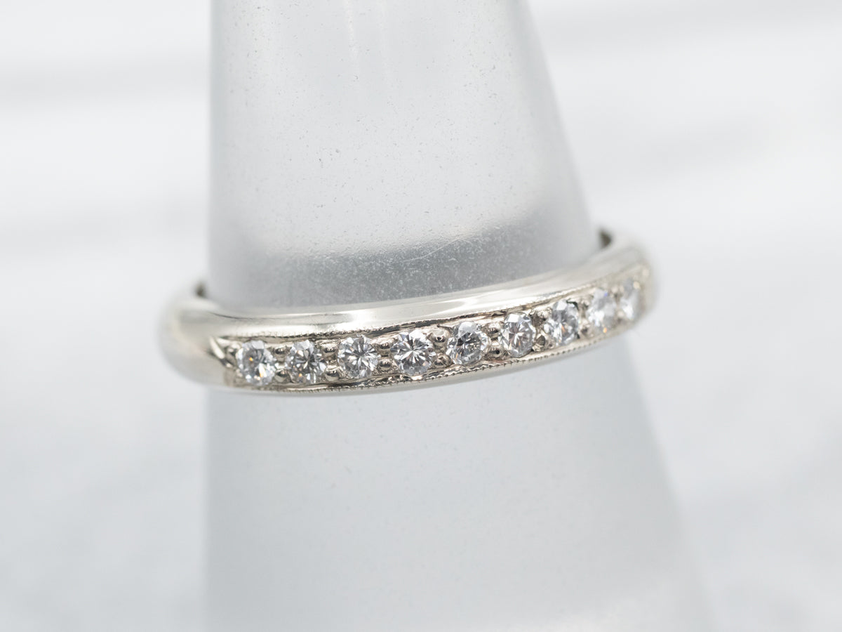 Banda de diamantes tallados de arte vintage