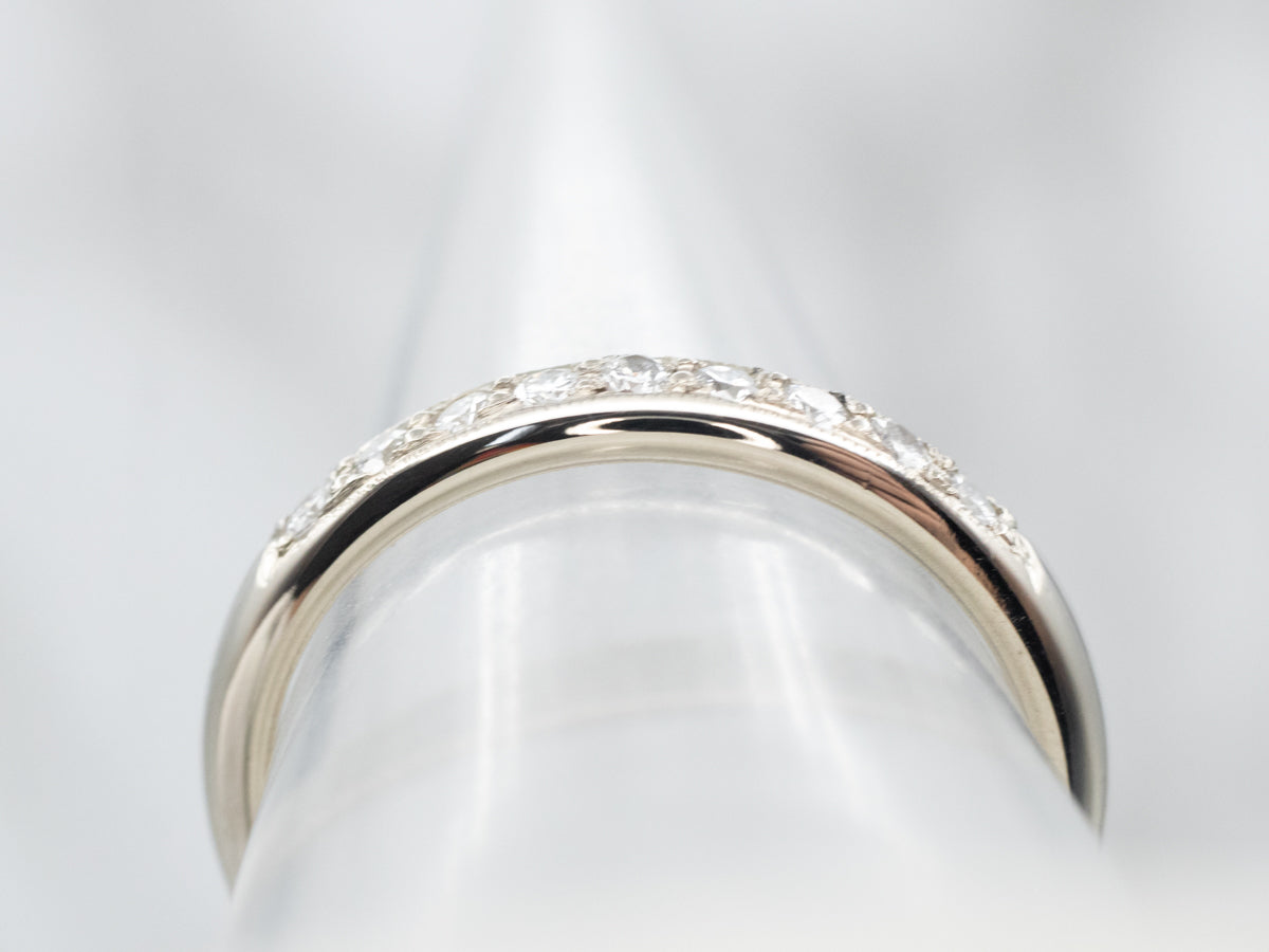 Banda de diamantes tallados de arte vintage