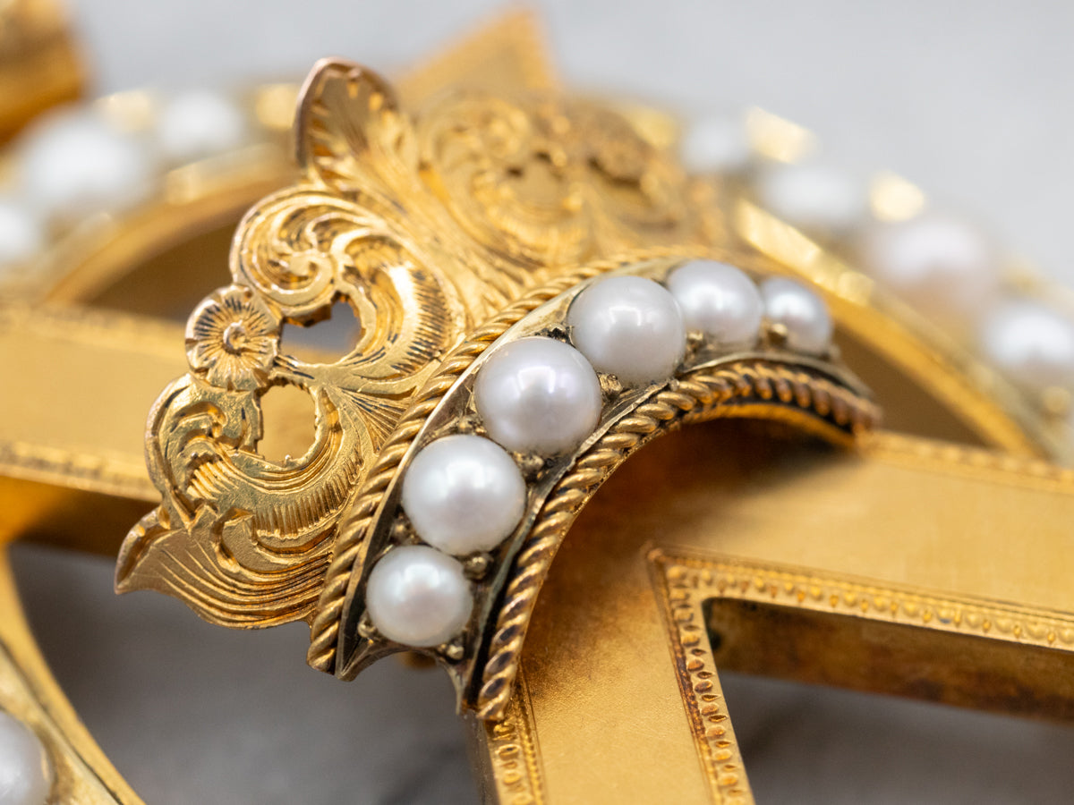 Colgante victoriano de perlas y corona de oro florecido