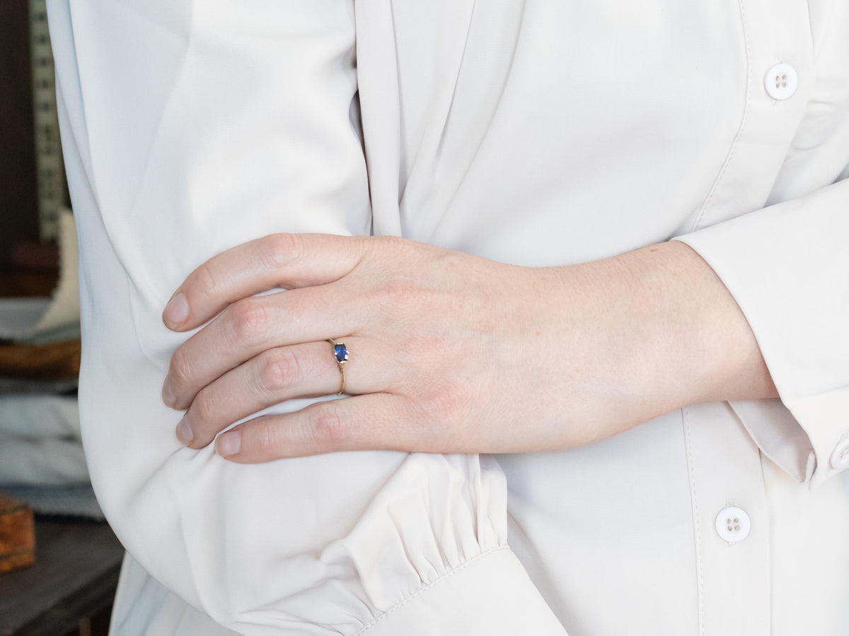 Antique Green Gold Sapphire Solitaire Ring