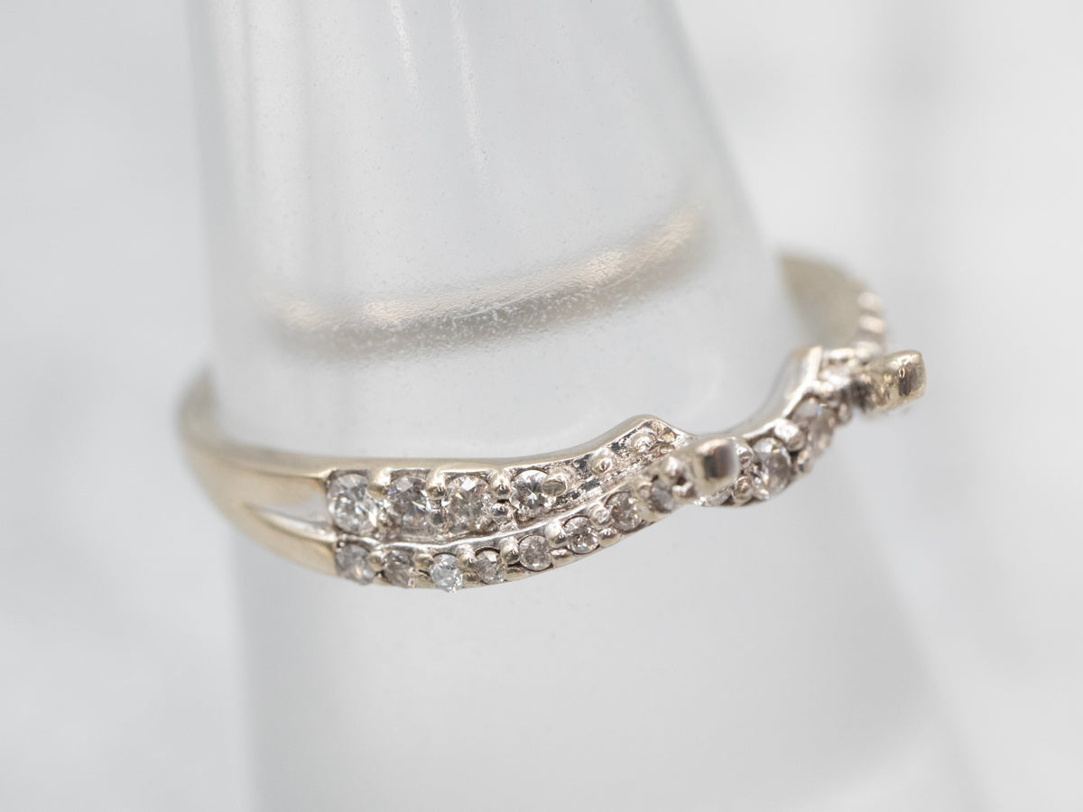 Banda protectora de diamantes en oro blanco