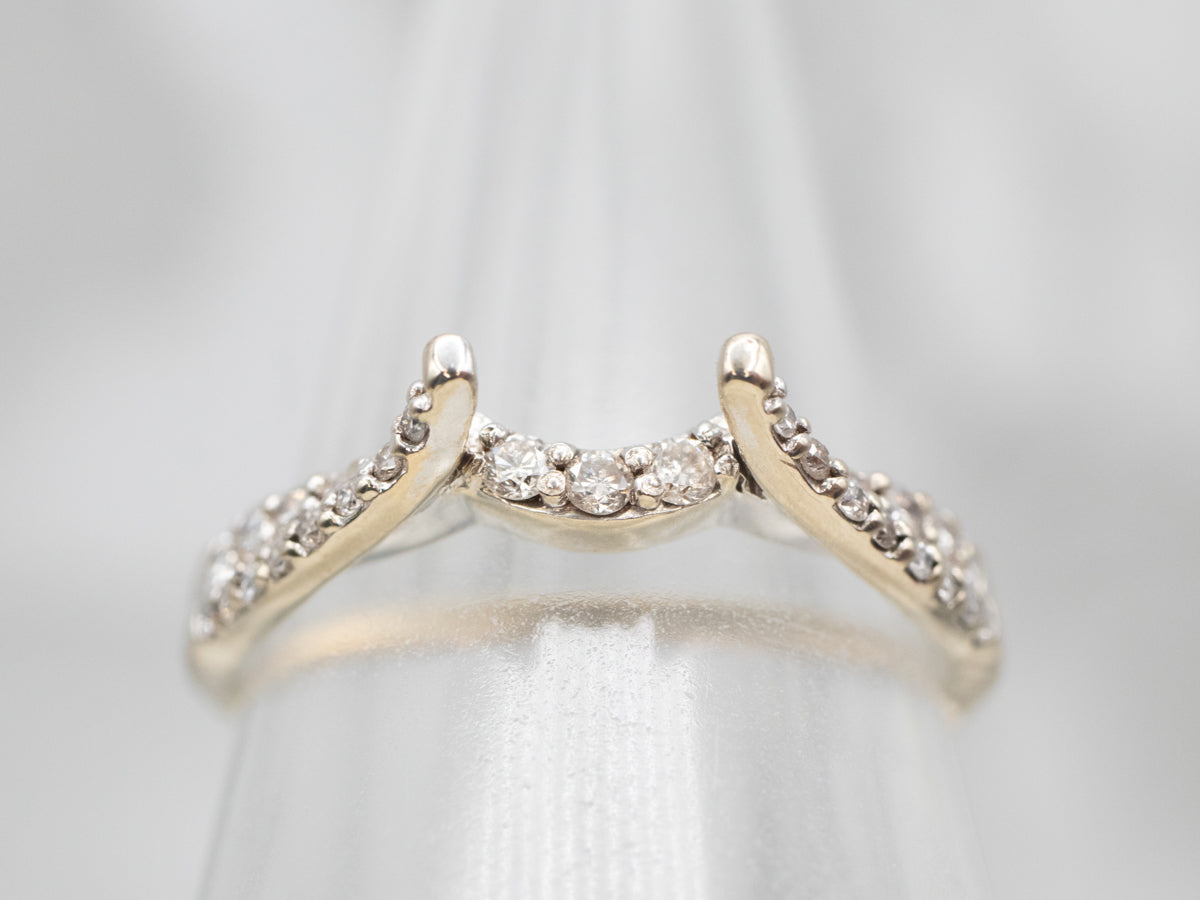 Banda protectora de diamantes en oro blanco