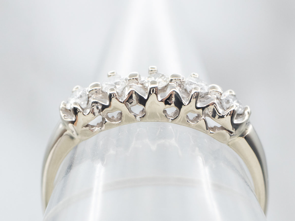 Alianza vintage de cinco diamantes con diamantes