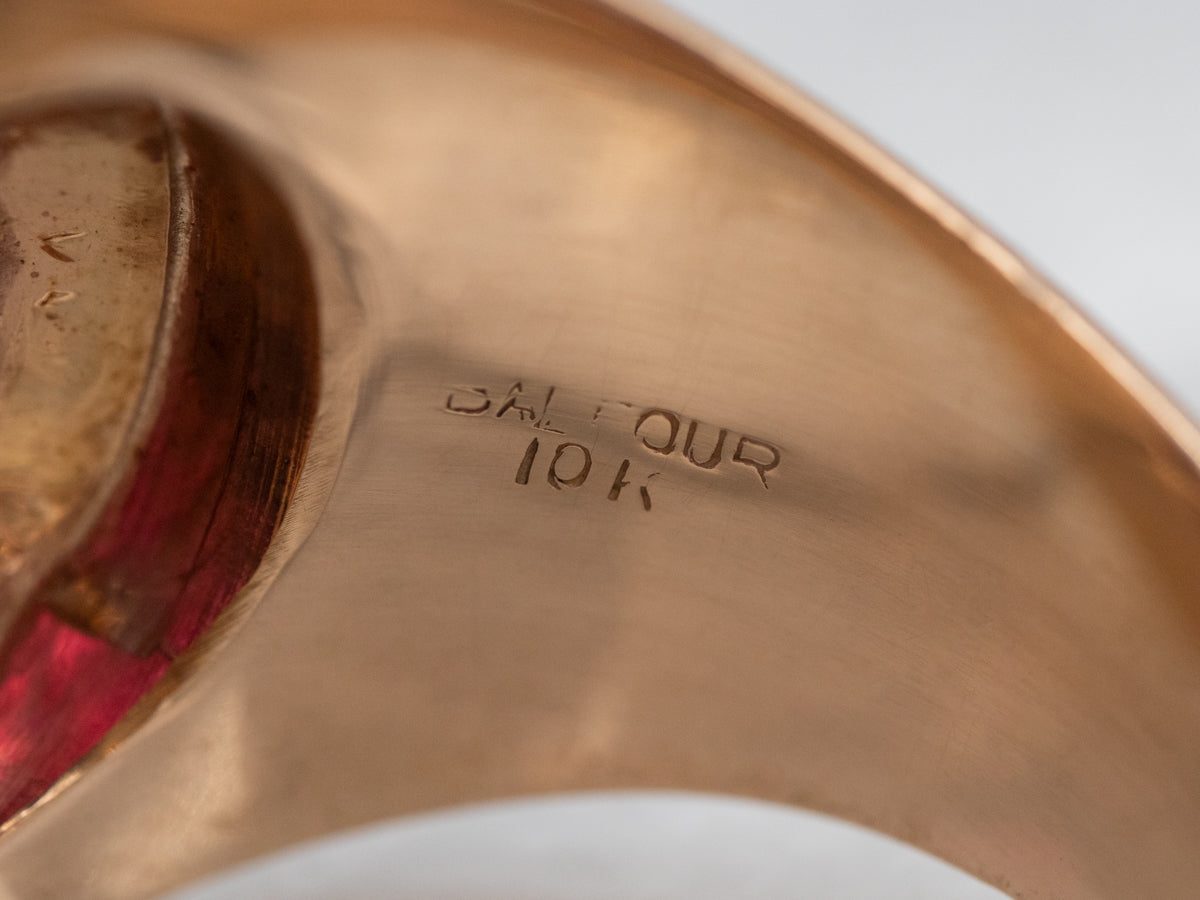 Anillo de oro amarillo con cabujón y granate piloto de la Fuerza Aérea de EE. UU.