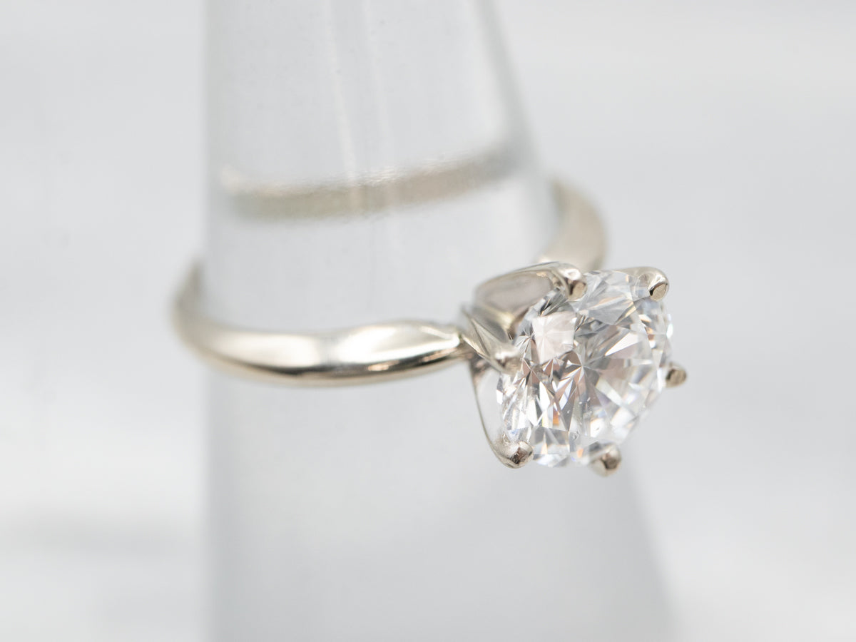 Fashionable White Gold Diamond Solitaire Engagement Ring