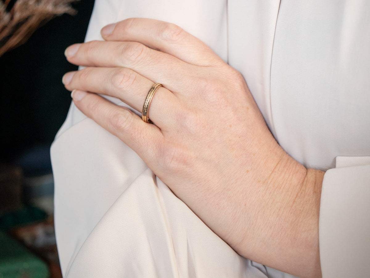 Men's Vintage Gold Patterned Band with Milgrain Edge