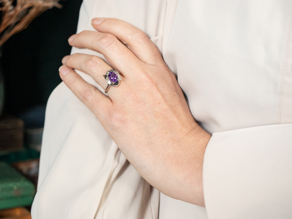 Sleek White Gold Amethyst Solitaire Ring