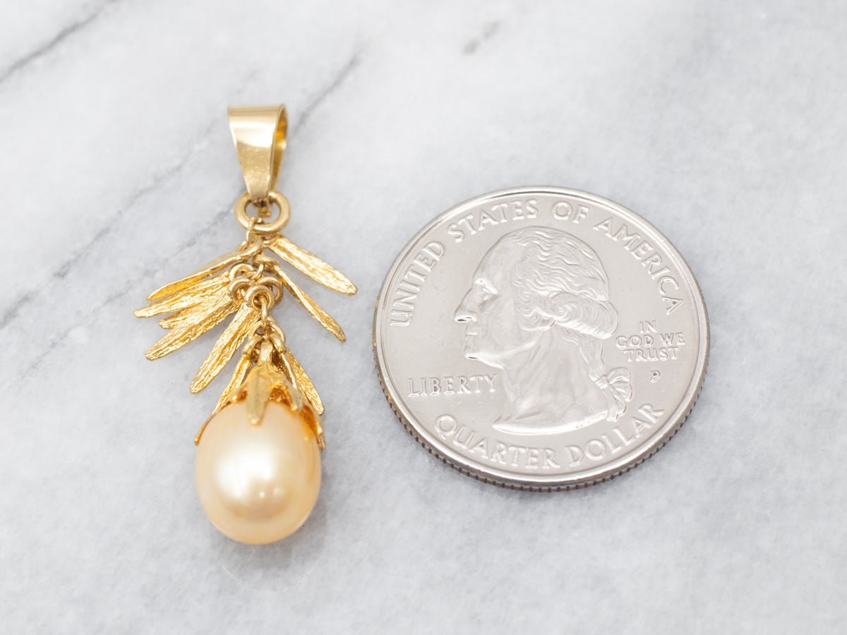 Elegant Pearl 18-Karat Gold Drop Pendant