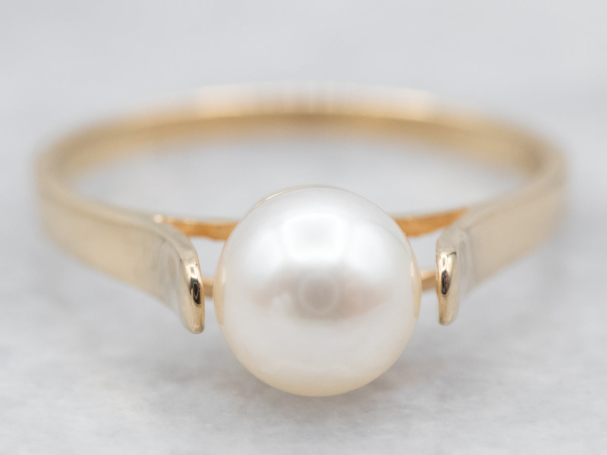 Classic Pearl Solitaire Ring