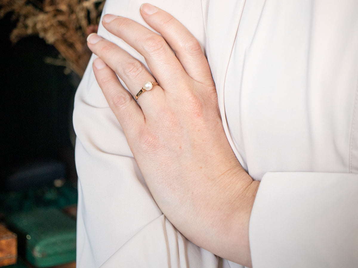 Classic Pearl Solitaire Ring