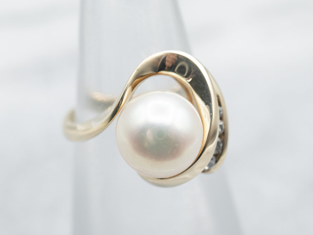 Yellow Gold Saltwater Pearl Ring with Diamond Accents