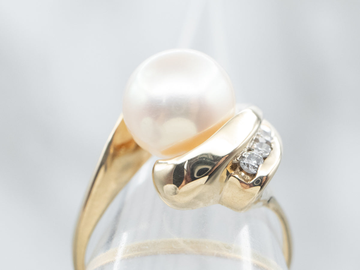 Yellow Gold Saltwater Pearl Ring with Diamond Accents