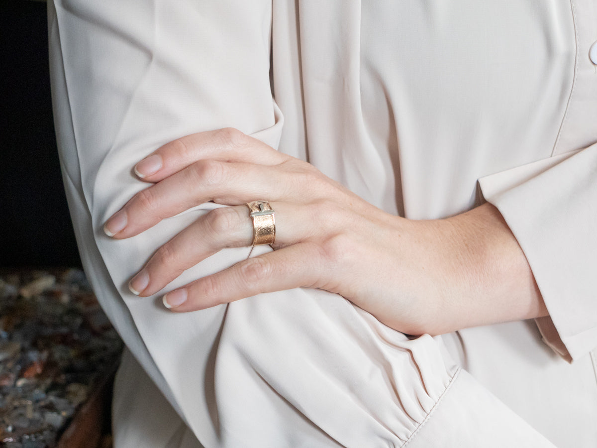 Two Tone Textured Belt Buckle Cigar Band