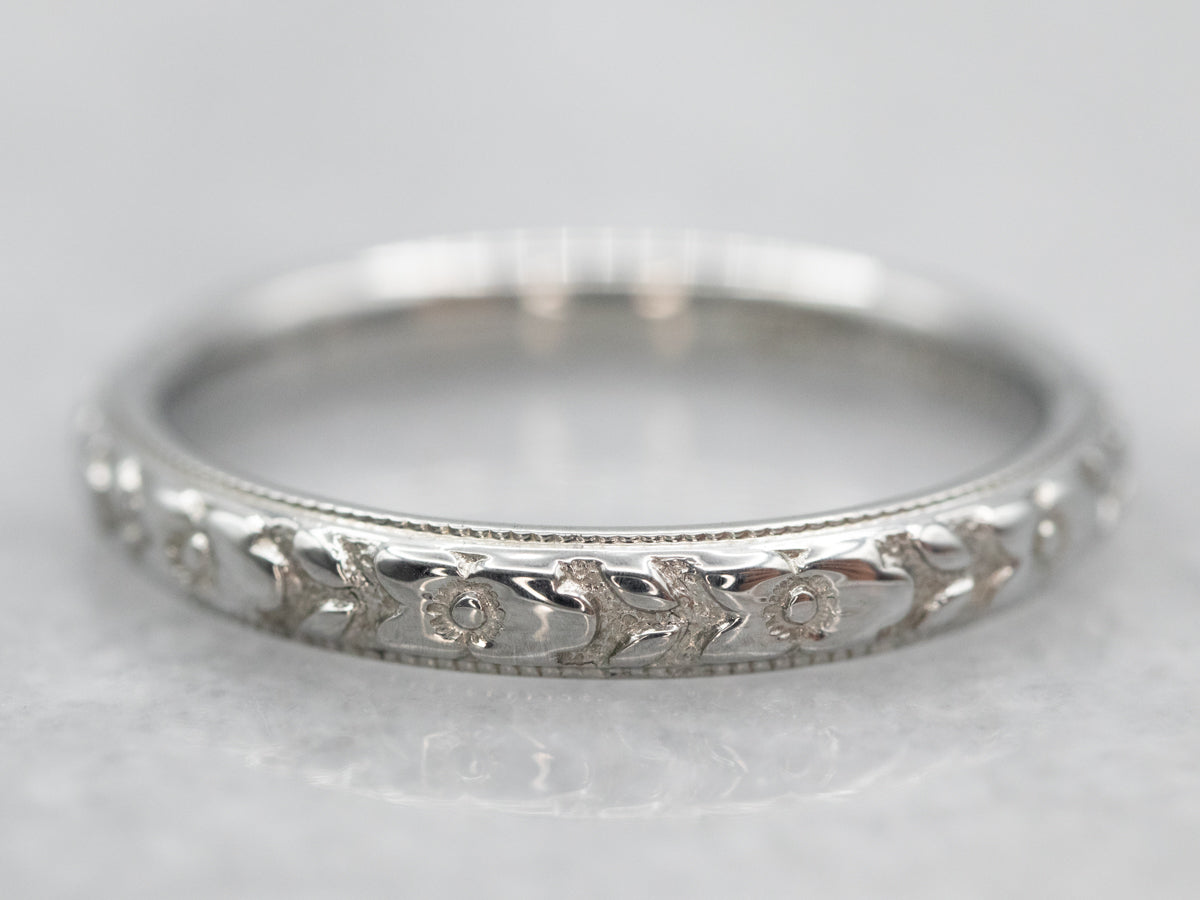Vintage 18K White Gold Floral Pattern Band