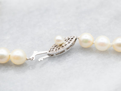 Vintage Saltwater Pearl Necklace with Pearl on Clasp
