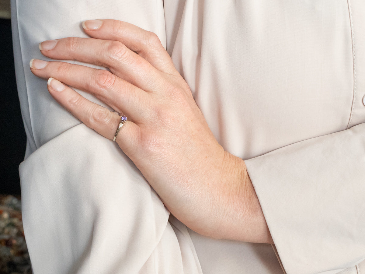 Yellow Gold Round Cut Purple Sapphire Solitaire Ring