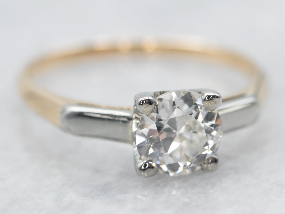 Anillo de compromiso con solitario de diamantes de talla europea de dos tonos