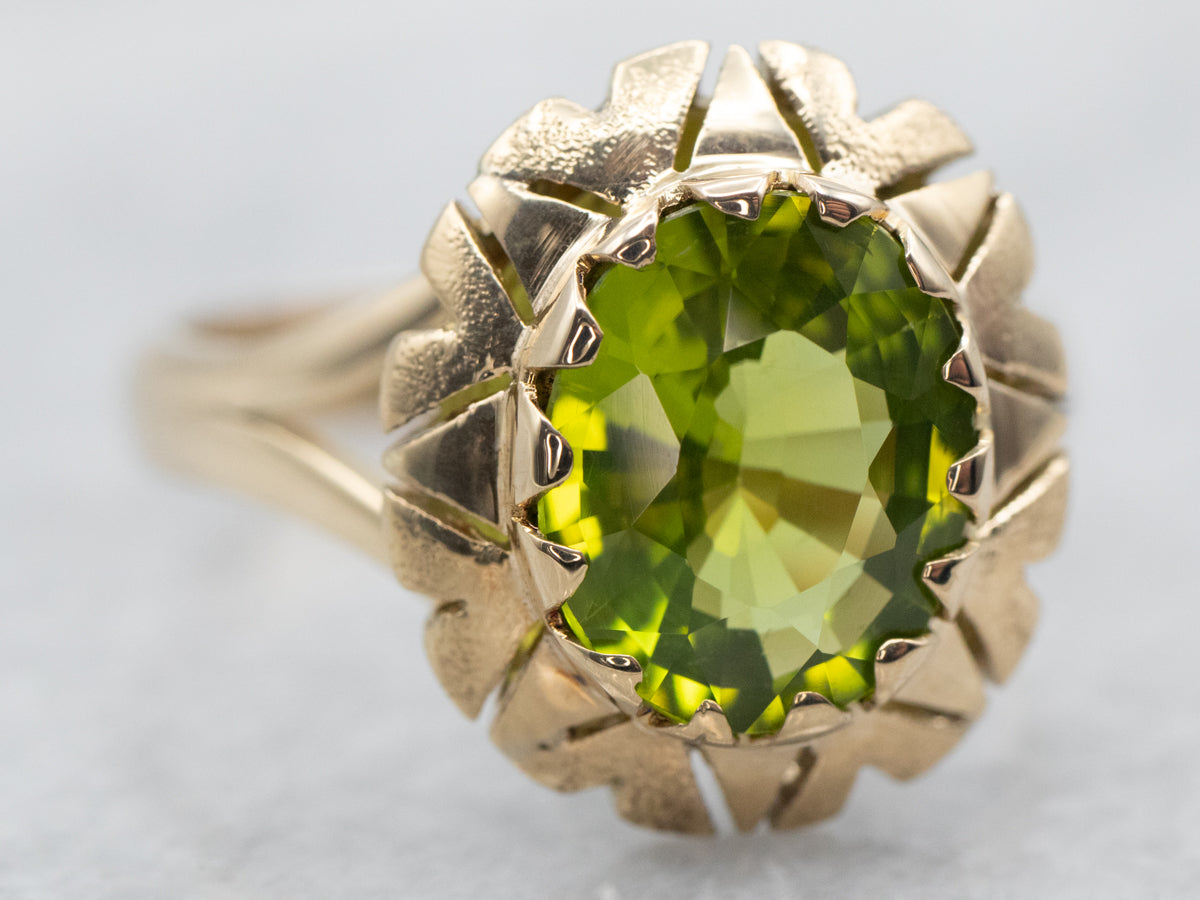 Vintage Textured Gold Peridot Ring
