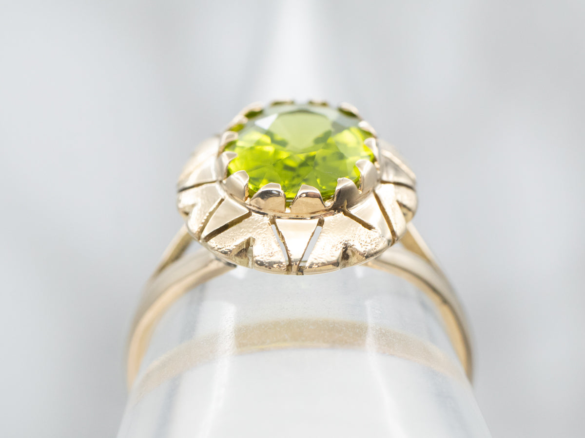 Vintage Textured Gold Peridot Ring
