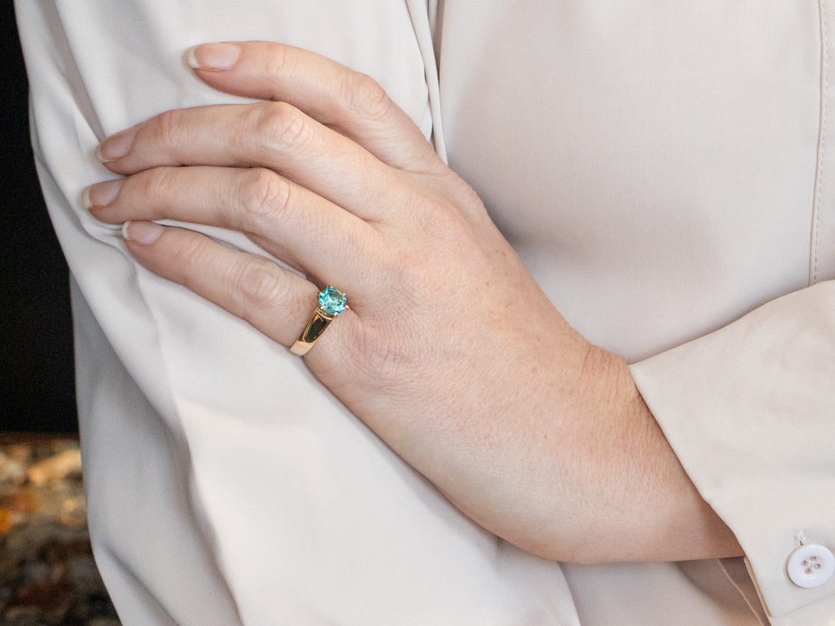 Yellow Gold Round Cut Blue Zircon Solitaire Ring