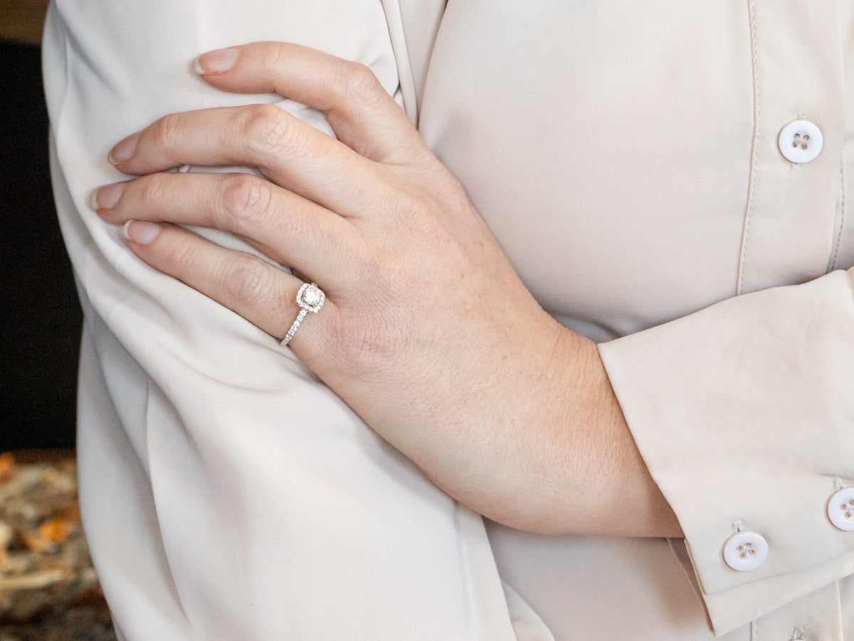 Modern Gold Diamond Engagement Ring with Diamond Halo and Diamond Shoulders