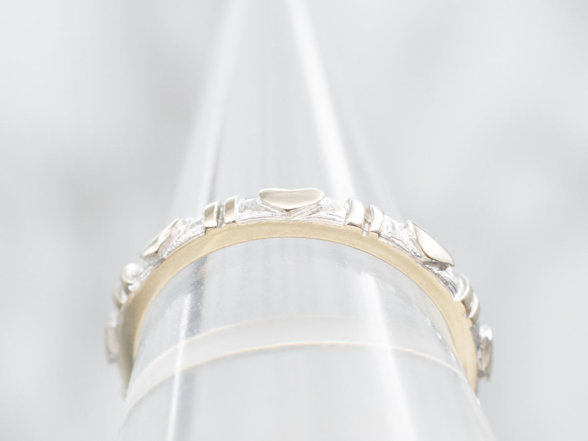 White Gold Sweetheart Pattern Band