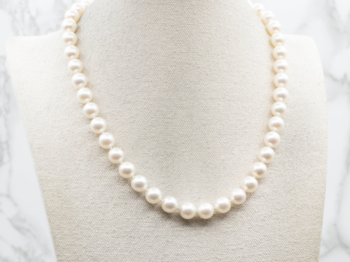 Big White Pearl Beaded Necklace with Diamond Clasp