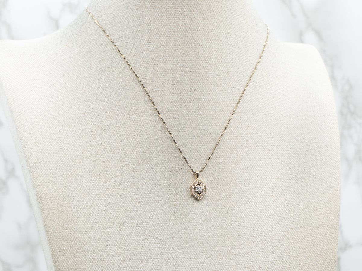Colgante de diamantes hexagonales